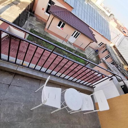 Marsala Apartment - Brilliant Apartments Констанца Экстерьер фото