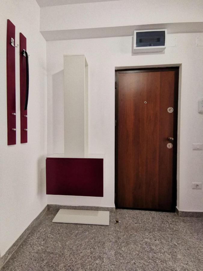Marsala Apartment - Brilliant Apartments Констанца Экстерьер фото